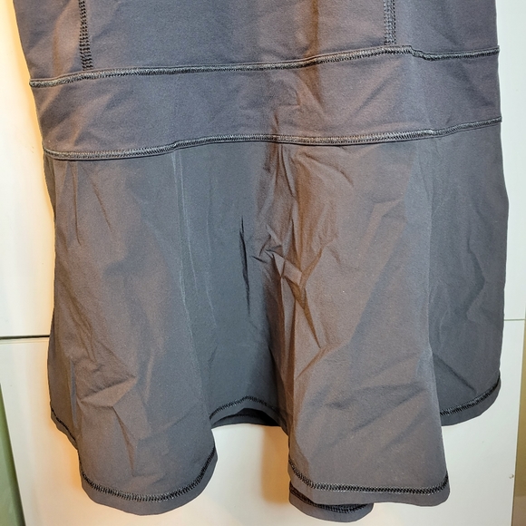 Lululemon tennis dress Criss cross back black size 6 - Picture 5 of 10